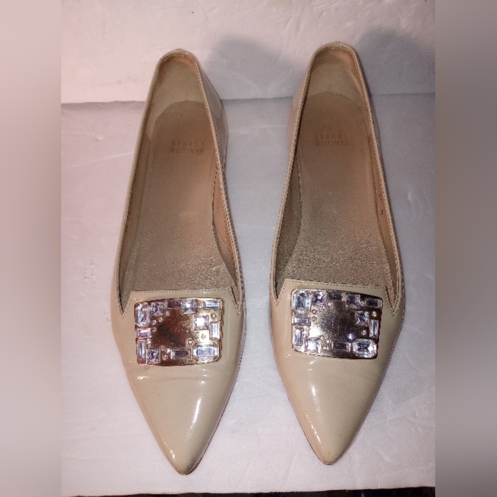 Stuart Weizmann ballet flat. Size 8 1/2 M.